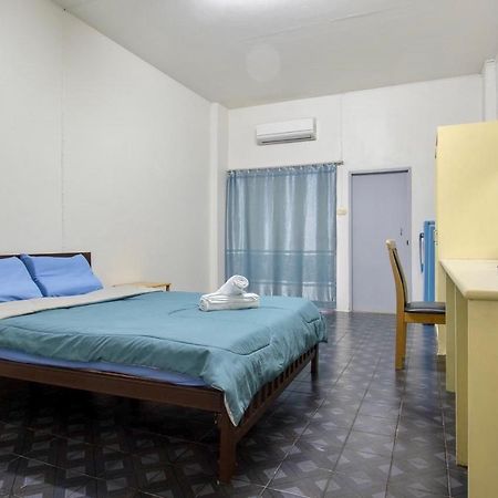 Monta Apartment Bangsaen Extérieur photo