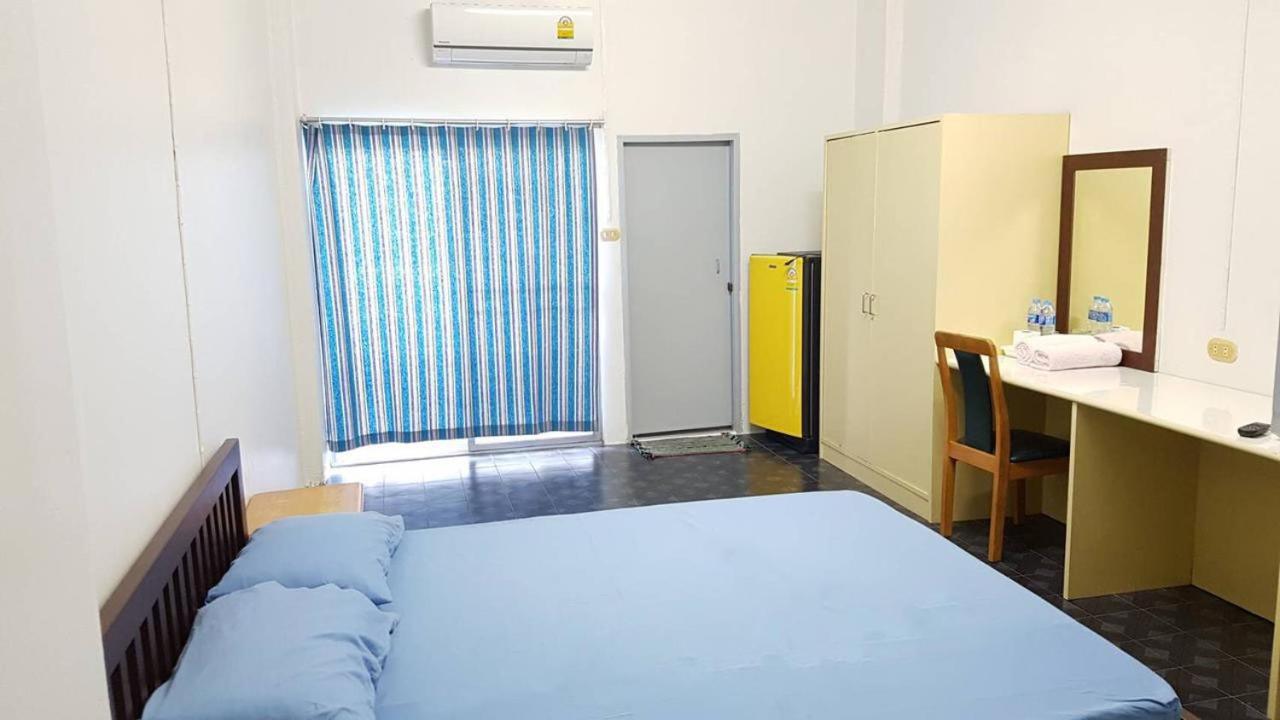 Monta Apartment Bangsaen Extérieur photo